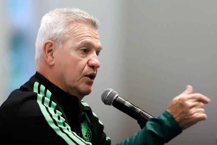 Javier Aguirre confirma seis bajas en la Selecci&oacute;n Mexicana rumbo al Mundial 2026