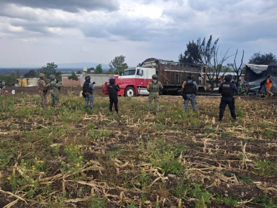 Aseguran centro clandestino de hidrocarburo en Juventino Rosas; suman m&aacute;s de 6.2 millones de litros decomisados en Guanajuato