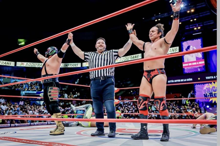 Volador Jr. y Hechicero derrotan a M&aacute;scara Dorada y Ne&oacute;n en el Domingo Familiar del CMLL