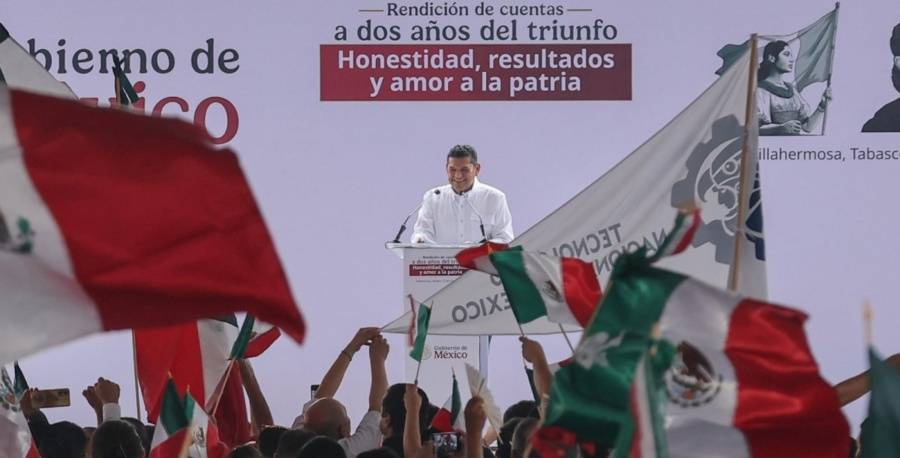 Miles de tabasque&ntilde;os abarrotan Plaza de Armas en respaldo a Sheinbaum y May; destacan avances del segundo piso de la transformaci&oacute;n