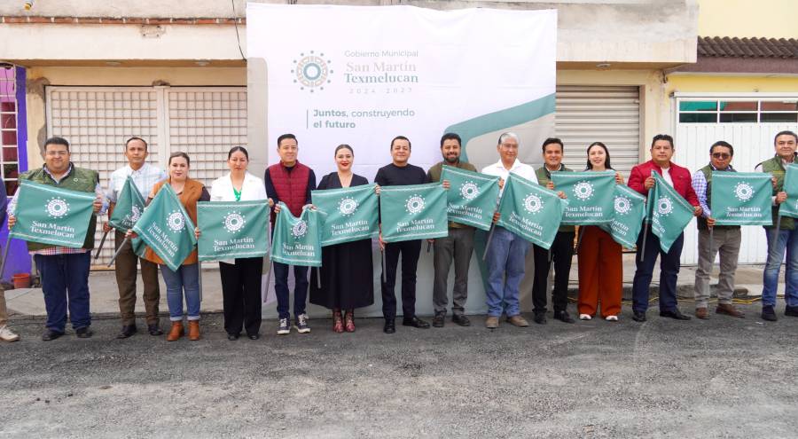 Alcalde de Texmelucan inici&oacute; rehabilitaci&oacute;n de la calle Mariano Escobedo
