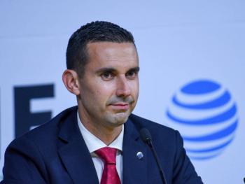 Katia Itzel respalda a C&eacute;sar Ramos como candidato para dirigir la final del Mundial 2026