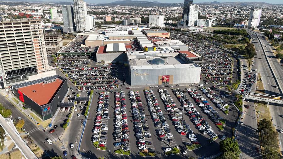 PVEM impulsa tarifa &uacute;nica de 15 pesos por hora en estacionamientos de Puebla