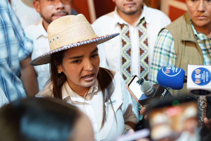 Congreso de Michoac&aacute;n proh&iacute;be acceso a alcaldesa de Uruapan tras manifestaciones por reforma electoral