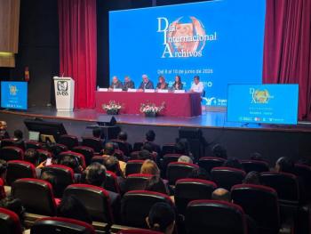 Atlixco Preserva Su Historia; Ariadna Ayala Recibe Reconocimiento Por Destacado Desarrollo Archiv&iacute;stico