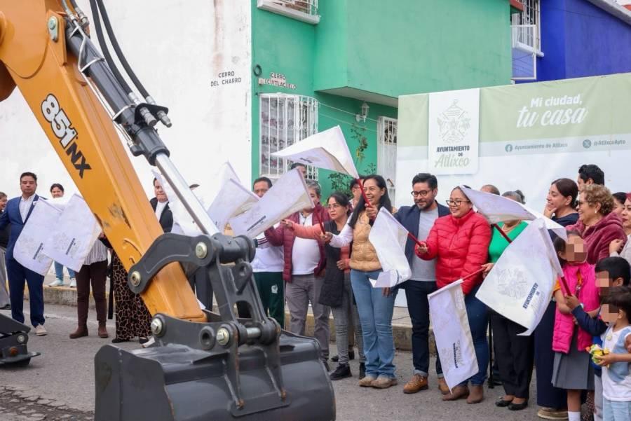 Trascendente D&iacute;a En Atlixco: Ariadna Ayala Lleva El Cabildo A Las Calles Y Cumple Demanda Hist&oacute;rica