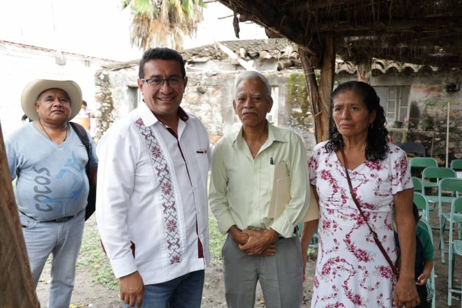 Refrenda diputado P&aacute;vel Gaspar compromiso con la salud comunitaria y la participaci&oacute;n ciudadana en la Mixteca