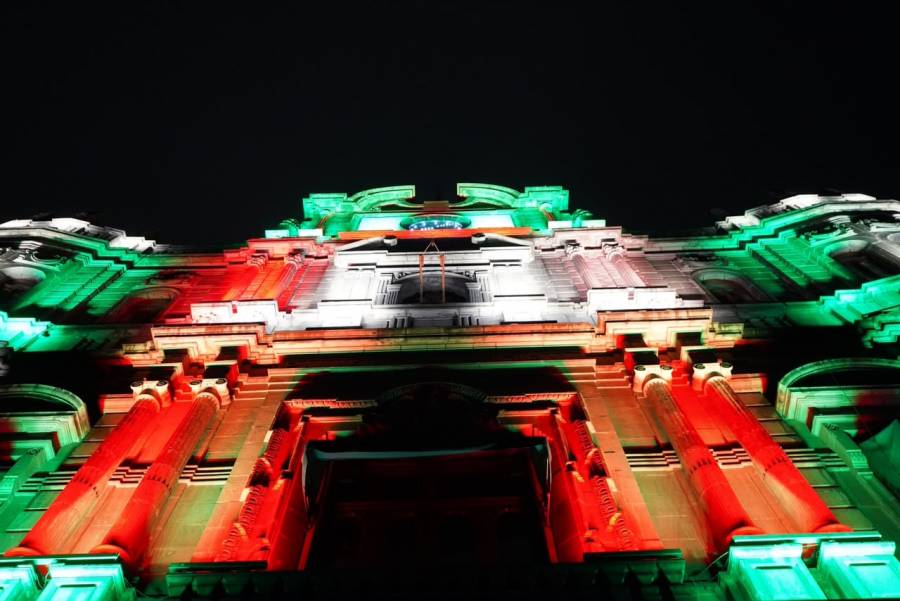Inaugura Pepe Chedraui nuevo sistema de iluminaci&oacute;n arquitect&oacute;nica del Palacio Municipal