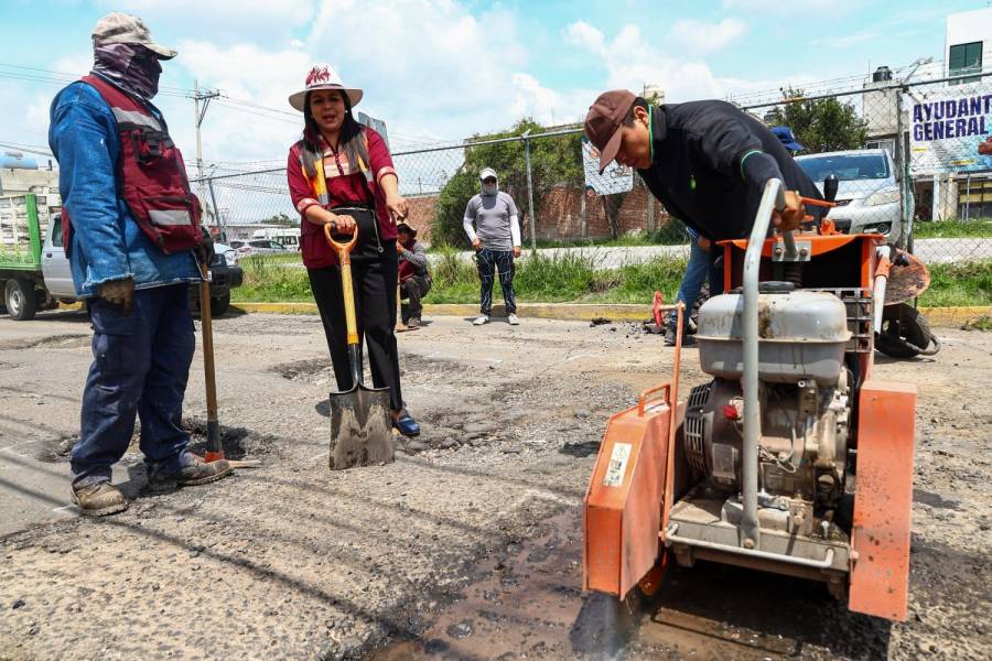 Tonantzin Fern&aacute;ndez impulsa el programa de bacheo m&aacute;s amplio en la historia reciente de San Pedro Cholula