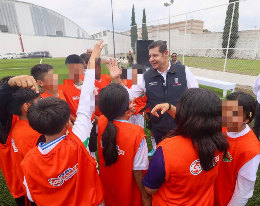 Consolidan Gobierno Federal y Estatal, espacios deportivos como motor de bienestar