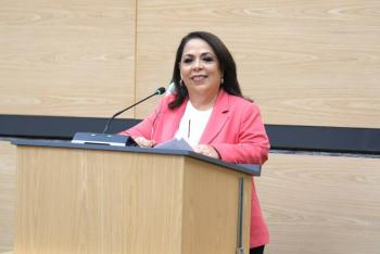 Presenta Soledad Amieva iniciativa para combatir el uso de uniformes y equipo policial ap&oacute;crifo en Puebla