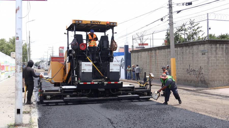 Inicia Gobierno Estatal pavimentaci&oacute;n de seis vialidades m&aacute;s en la capital poblana