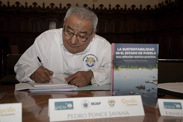 Presentan en Paraninfo de la BUAP el libro “La sustentabilidad en el Estado de Puebla”