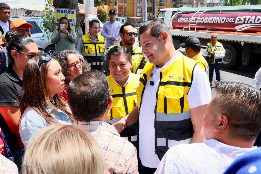 Convoca gobernador Armenta a organizaci&oacute;n vecinal para rehabilitaci&oacute;n de accesos a colonias