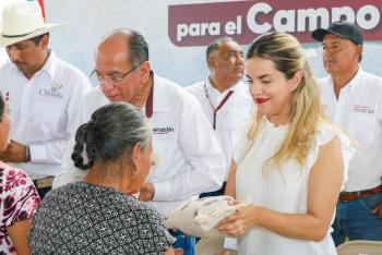 Con Entrega Oportuna De Insumos, Gobierno Estatal Fortalece Productividad En La Mixteca Poblana