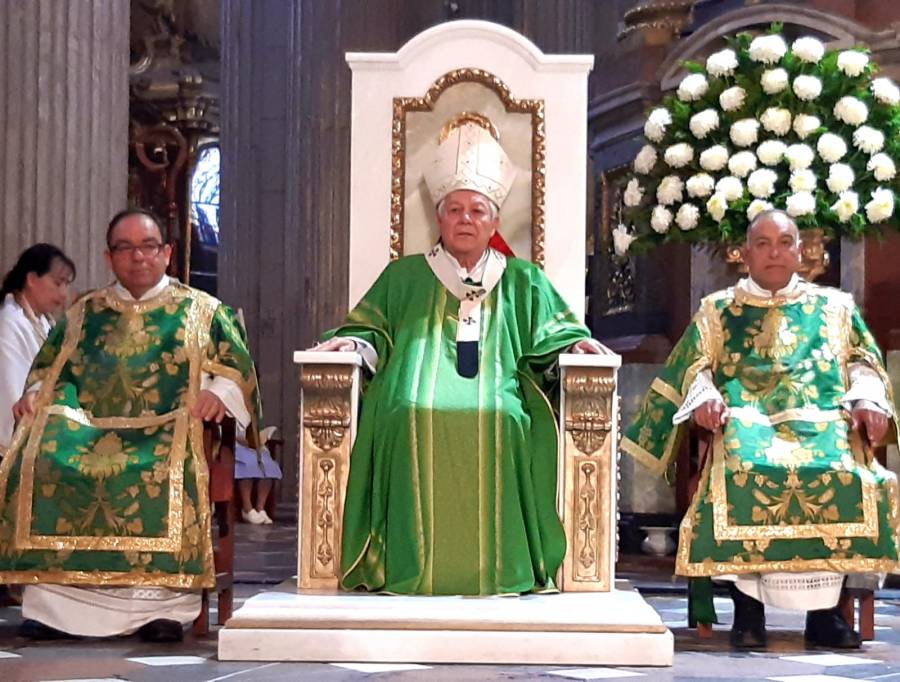 Este domingo el sr. Arzobispo ha ofrecido la Misa por nuestros hermanos de Venezuela: