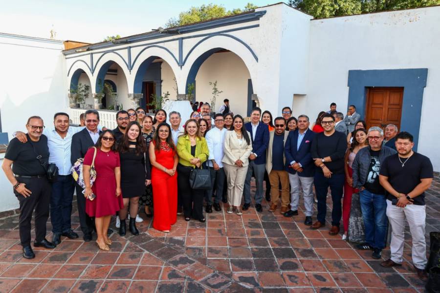 Tonantzin Fern&aacute;ndez reconoce a Eduardo Luna por proyectar a Cholula en la gastronom&iacute;a mundial