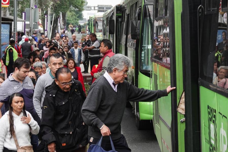 Profeco llama a aficionados del Mundial 2026 a conocer sus derechos al viajar en autobús