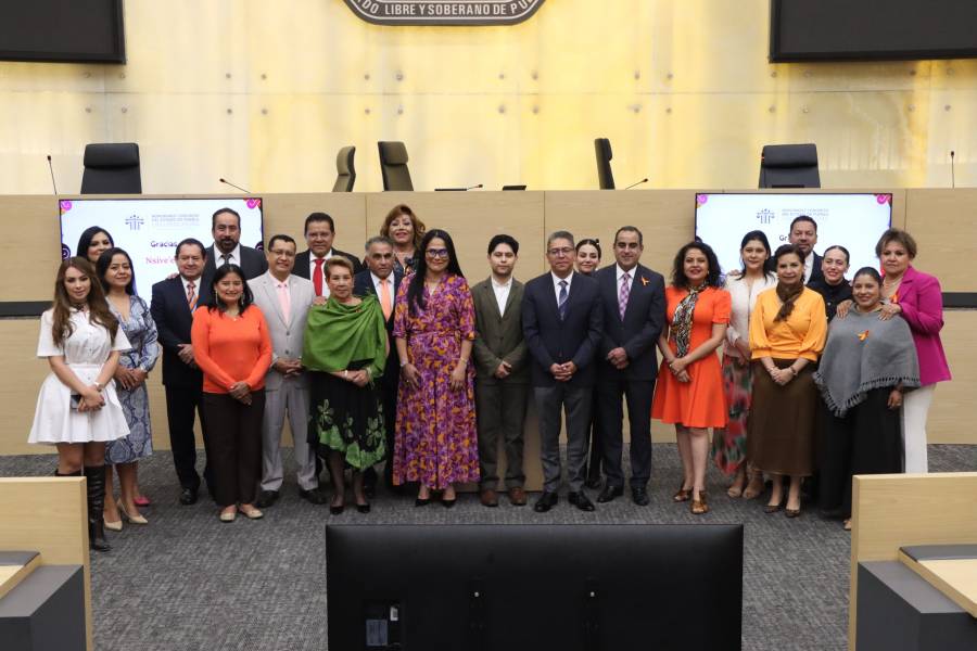 Congreso de Puebla abre su tribuna a la lengua Mixteca