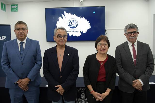 Reconoce Rectora Lilia Cedillo calidad del Posgrado en Microbiolog&iacute;a