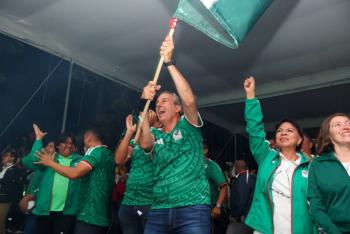 Convive Pepe Chedraui con familias poblanas durante el encuentro de la Selecci&oacute;n Mexicana