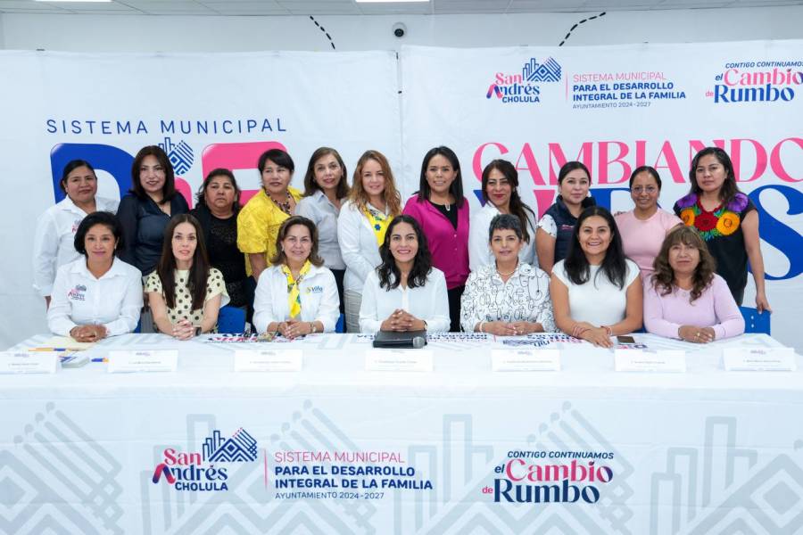 Suma Lupita Cuautle esfuerzos para brindar m&aacute;s apoyos a familias de San Andr&eacute;s Cholula