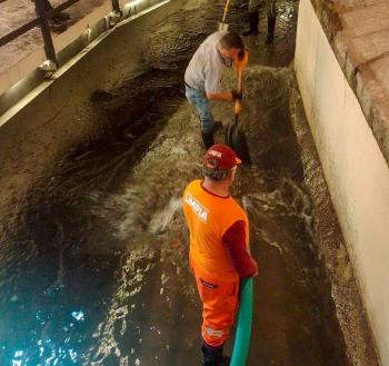 Gobierno de Pepe Chedraui efectu&oacute; labores de lavado en el Puente de Bubas