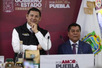 Gobernador Armenta llama a alcaldes a cumplir responsabilidades constitucionales