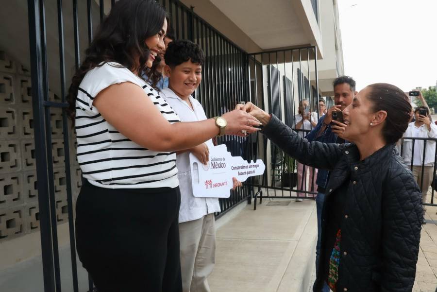 Sheinbaum entrega 32 Viviendas para el Bienestar en Michoac&aacute;n