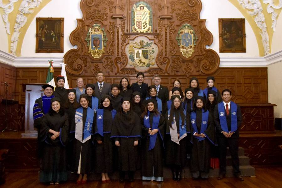 Microbiolog&iacute;a, &aacute;rea con gran oportunidad de crecimiento: Rectora Lilia Cedillo