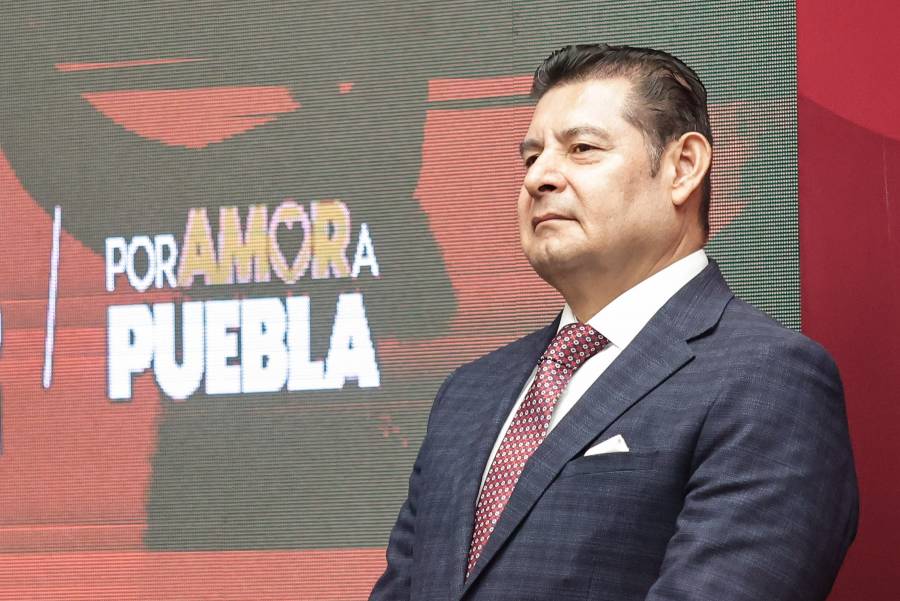 Armenta respalda a su gabinete y atribuye cr&iacute;ticas al 