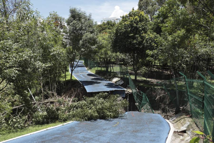 Inician reconstrucci&oacute;n de la ciclopista del Parque Metropolitano tras deslave