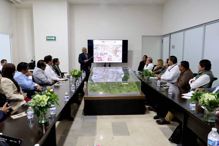 Gobierno del Estado va por soluci&oacute;n definitiva a inundaciones