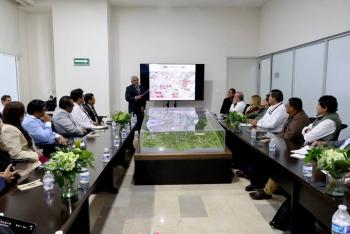 Gobierno del Estado va por soluci&oacute;n definitiva a inundaciones