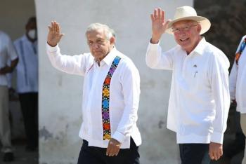 Ken Salazar revela intentos fallidos de comunicaci&oacute;n con AMLO tras captura de Mayo Zambada
