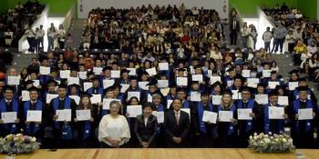 Egresados de la Universidad para Adultos son un referente para nuestra instituci&oacute;n: Rectora Lilia Cedillo
