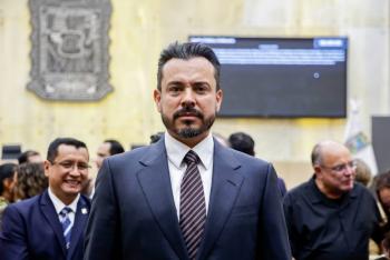 Garc&iacute;a Parra presenta avances del Cableb&uacute;s y anuncia portal con estudios t&eacute;cnicos del proyecto