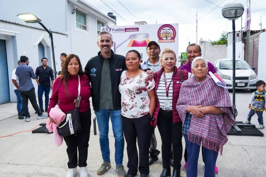 Entrega Gobierno de Pepe Chedraui 540 luminarias LED en Totimehuac&aacute;n y Barrio San Juan