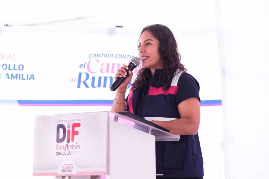 Entrega Lupita Cuautle medicamentos y apoyos funcionales en San Andr&eacute;s Cholula