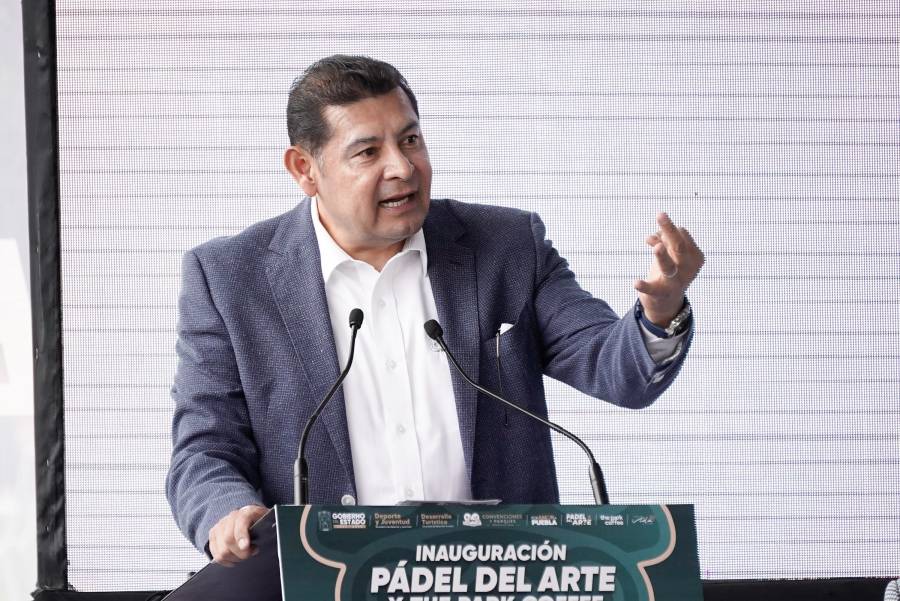 Armenta exige a su gabinete dejar el escritorio y salir a trabajar en territorio