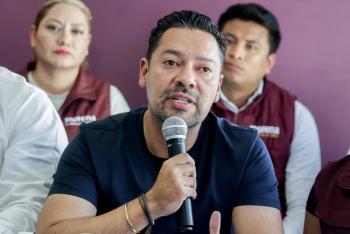 Andr&eacute;s Villegas se deslinda de bardas con su nombre en Acatzingo