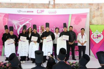 Se grad&uacute;an 51 alumnas y alumnos de la Escuela de Gastronom&iacute;a del DIF Puebla Capital
