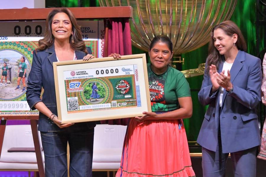Con billete de su Sorteo Especial, Loter&iacute;a Nacional reconoce a las corredoras de M&eacute;xico Imparable