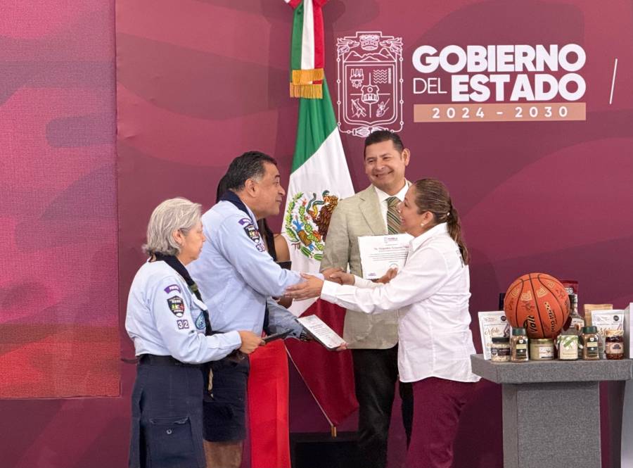 Entrega Gobierno del Estado apoyos de Obra Comunitaria para cultura y desarrollo