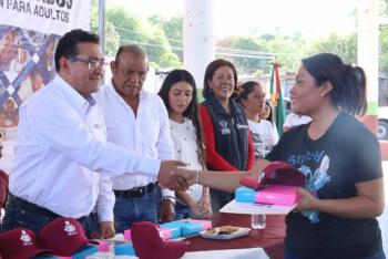 Refrenda diputado P&aacute;vel Gaspar compromiso del Congreso para fortalecer la educaci&oacute;n en todas las regiones del Estado