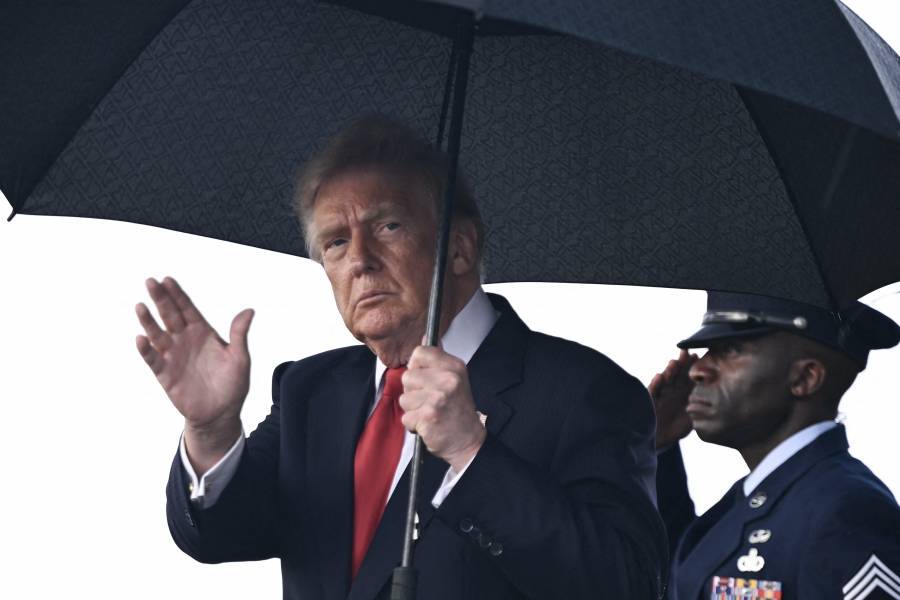 Trump atribuye a los aranceles el regreso de inversiones automotrices a Estados Unidos