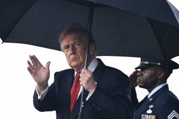 Trump atribuye a los aranceles el regreso de inversiones automotrices a Estados Unidos