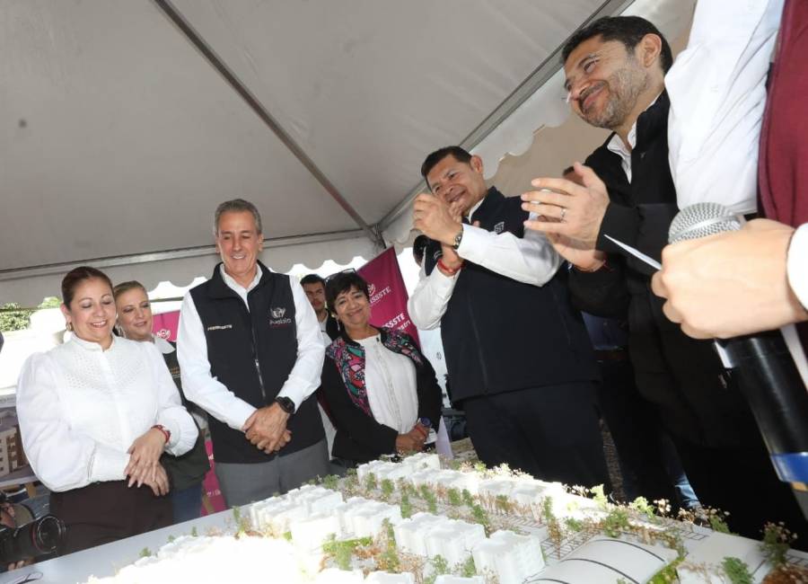 Asiste Gobierno de Pepe Chedraui al inicio de la construcci&oacute;n de viviendas FOVISSSTE en Villa Verde