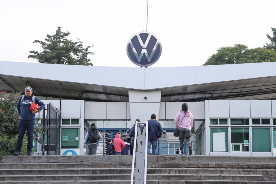 Volkswagen de M&eacute;xico reconoce derecho de administrativos a sindicalizarse y negociar su primer contrato colectivo