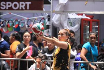 Se desarrolla el cuarto d&iacute;a de actividades del Festival M&aacute;ster de Voleibol en Puebla capital